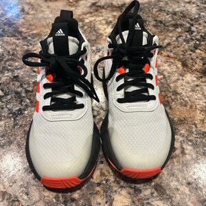 Adidas Kids' Black and Red Sneakers